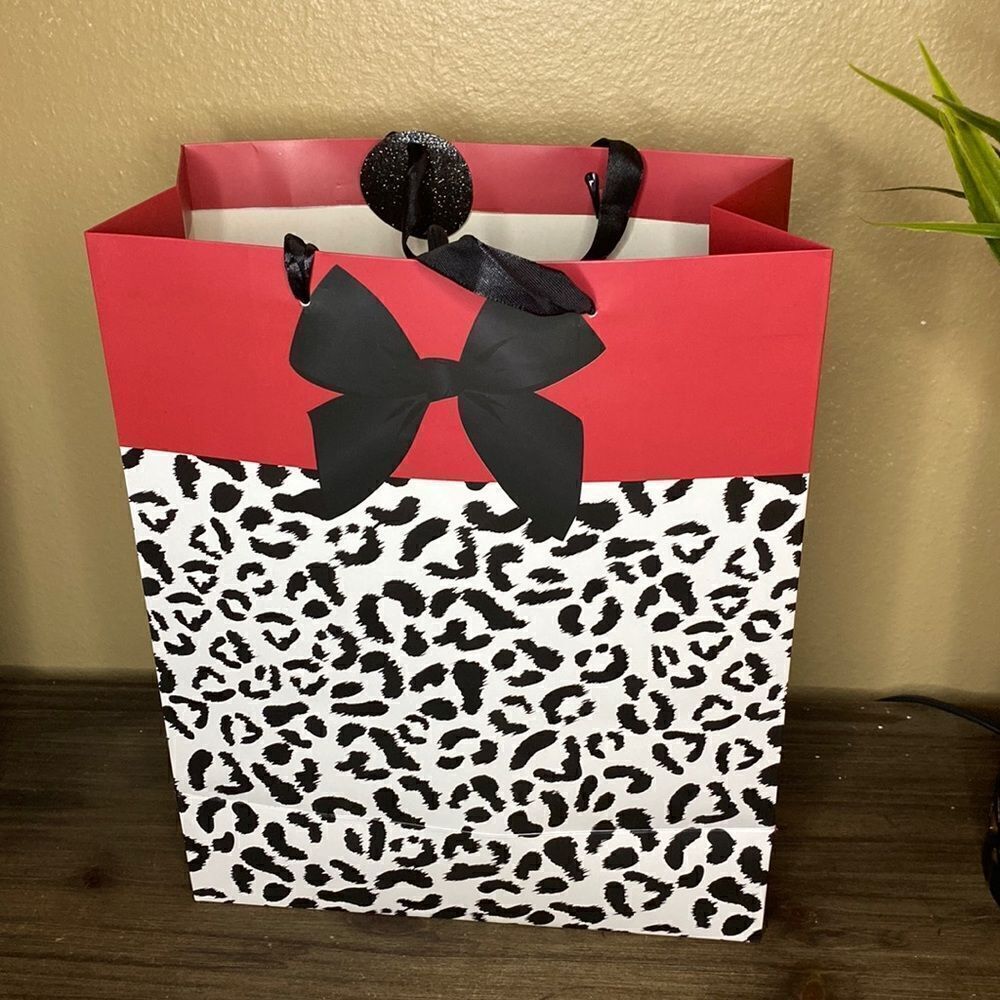 Kendall and Kylie Mystery bundle‎